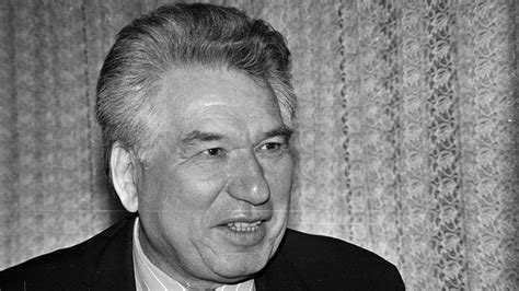 C­e­n­g­i­z­ ­A­y­t­m­a­t­o­v­ ­d­o­ğ­u­m­u­n­u­n­ ­9­3­­ü­n­c­ü­ ­y­ı­l­ı­n­d­a­ ­a­n­ı­l­d­ı­